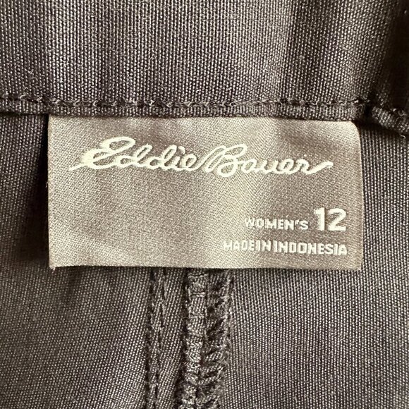New Eddie Bauer Convertible Pant Women's Size 12 Black Adjustable Length UPF 50+ - Picture 4 of 13